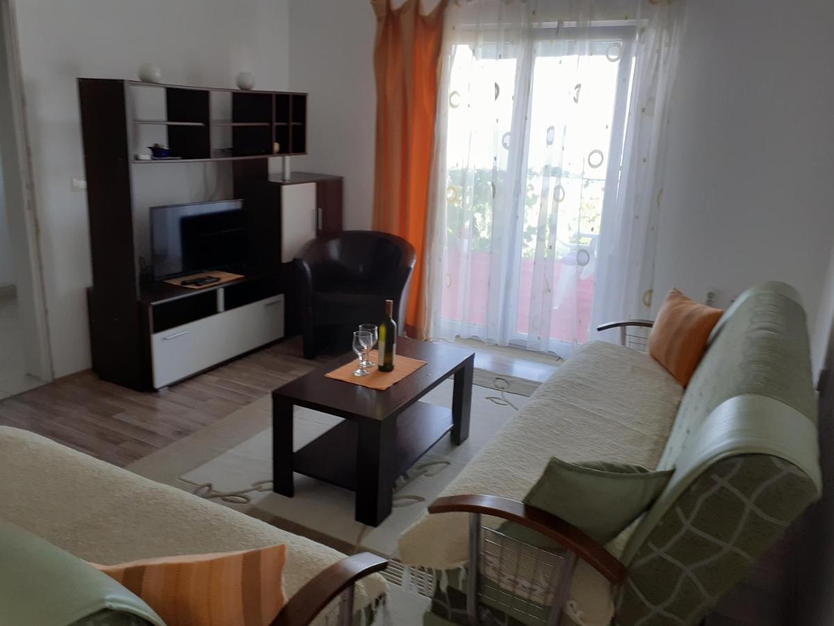 Apartment Vuk I Novak Улцинь Экстерьер фото