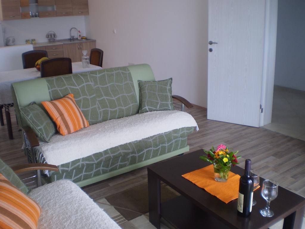 Apartment Vuk I Novak Улцинь Экстерьер фото