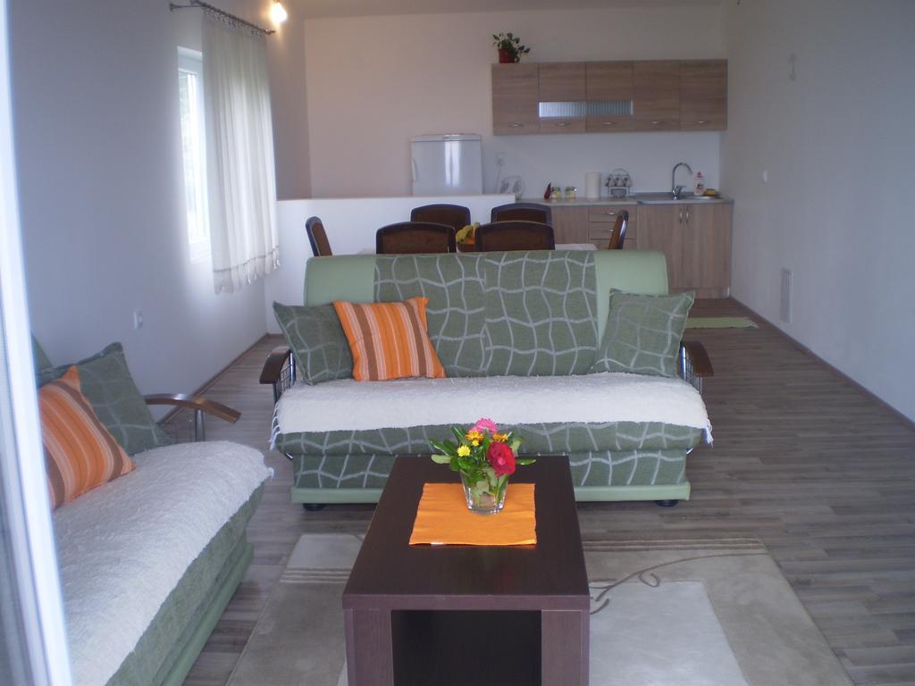 Apartment Vuk I Novak Улцинь Экстерьер фото