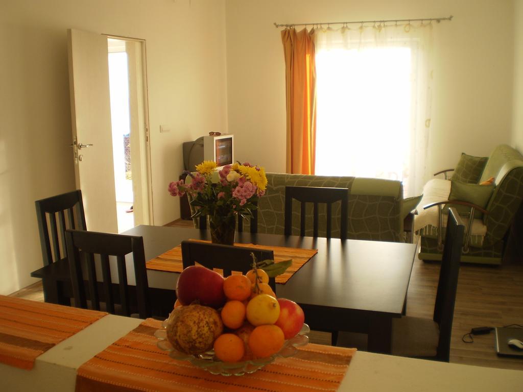 Apartment Vuk I Novak Улцинь Экстерьер фото